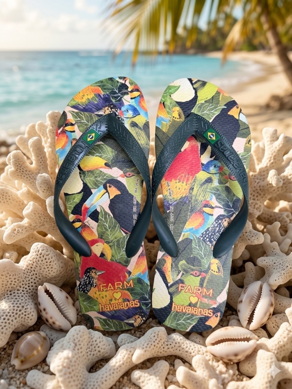NEW Havaianas x Farm Rio Tropical
Bird Flip Flops size 9/10W
